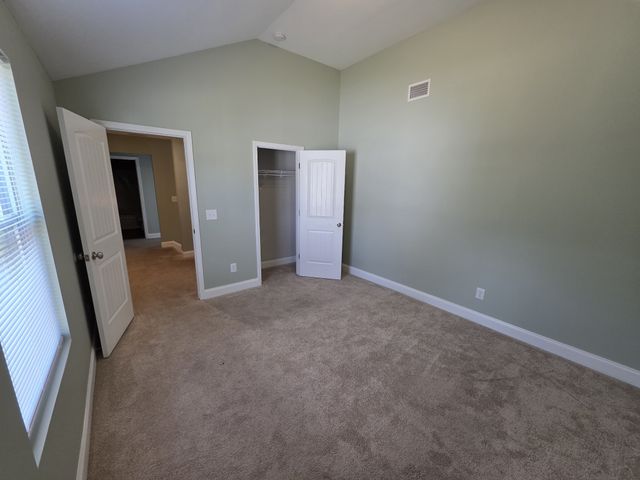 2260 Viking Ct, Murfreesboro, TN 37127