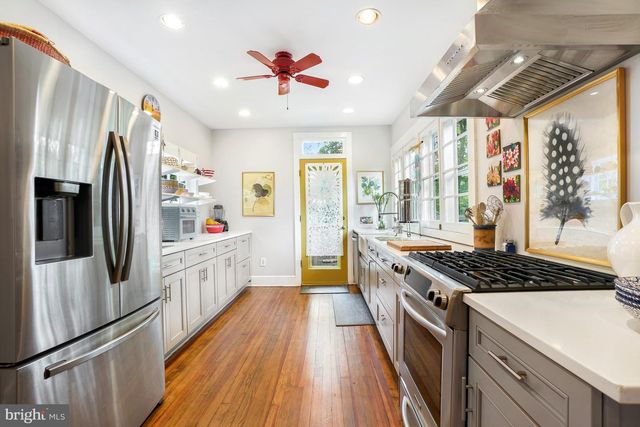 7047 EASTERN AVE, Takoma Park, MD 20912