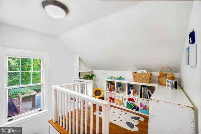 7047 EASTERN AVE, Takoma Park, MD 20912