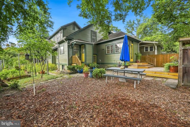 7047 EASTERN AVE, Takoma Park, MD 20912
