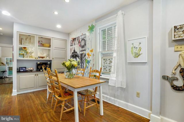 7047 EASTERN AVE, Takoma Park, MD 20912