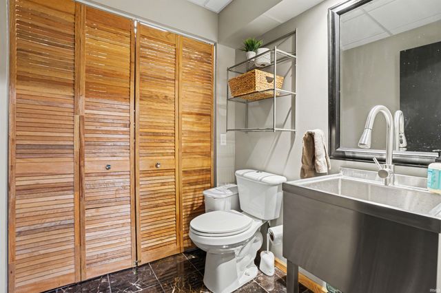 53852 Spring Mill Drive, Elkhart, IN 46514