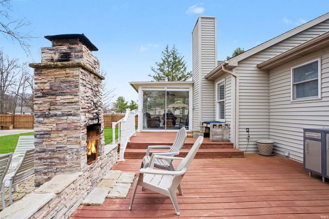 53852 Spring Mill Drive, Elkhart, IN 46514