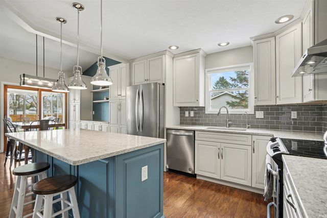 53852 Spring Mill Drive, Elkhart, IN 46514