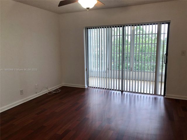 8121 SW 24th Court 304, Davie, FL 33324