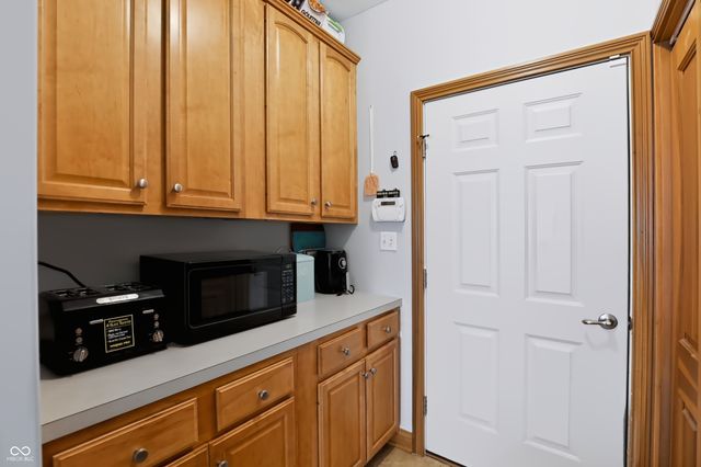 848 Hildebrand Drive, Indianapolis, IN 46217