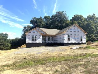 1541 Buck Ridge Ct, Cunningham, TN 37052