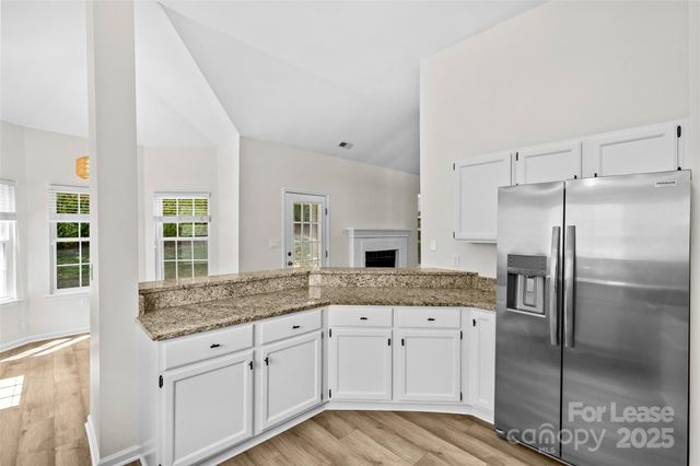 127 Lakewood Circle Drive, Mooresville, NC 28117