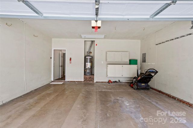 127 Lakewood Circle Drive, Mooresville, NC 28117
