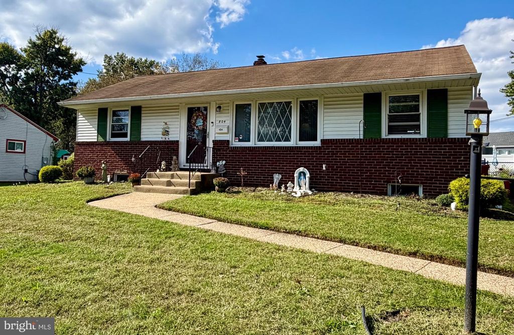 804 BURBANK DR, SOMERDALE, NJ 08083 — exterior