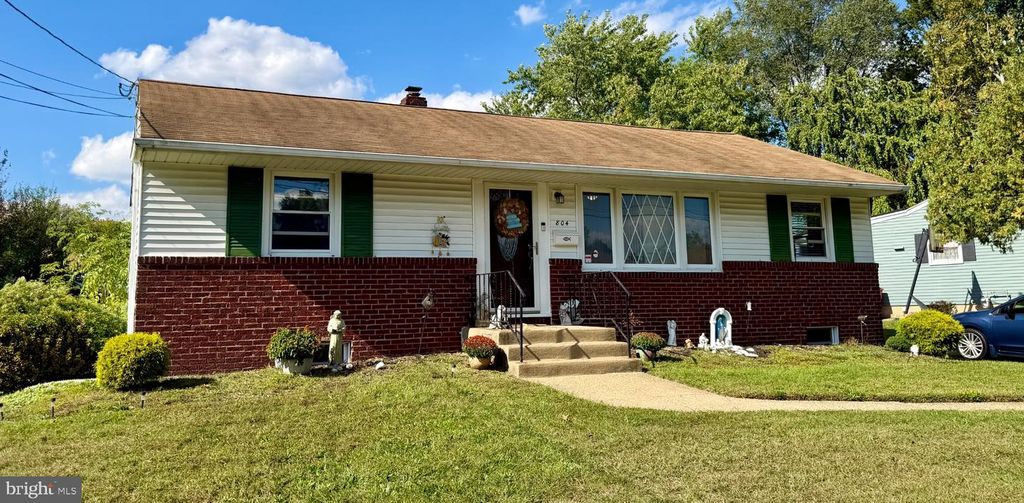 804 BURBANK DR, SOMERDALE, NJ 08083 — photo 2