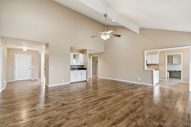 6317 S Sandusky Avenue, Tulsa, OK 74136