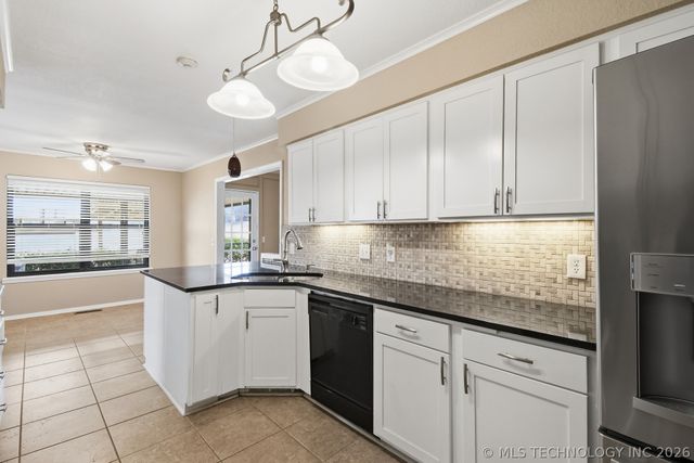 6317 S Sandusky Avenue, Tulsa, OK 74136