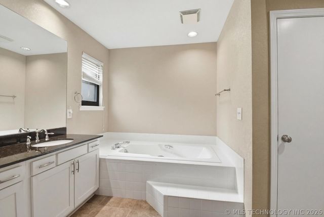 6317 S Sandusky Avenue, Tulsa, OK 74136