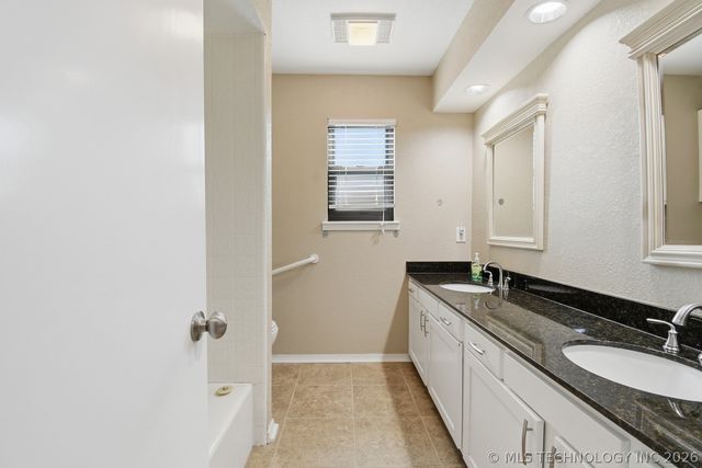 6317 S Sandusky Avenue, Tulsa, OK 74136