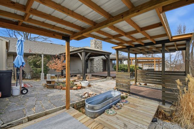 6317 S Sandusky Avenue, Tulsa, OK 74136