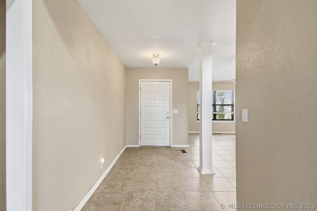 6317 S Sandusky Avenue, Tulsa, OK 74136