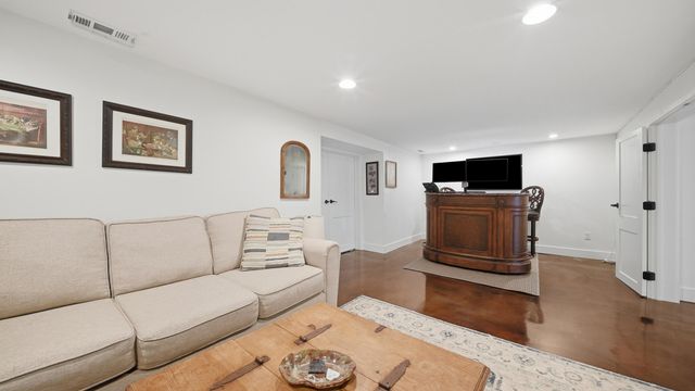 209 Mcfarland Avenue, Chattanooga, TN 37405
