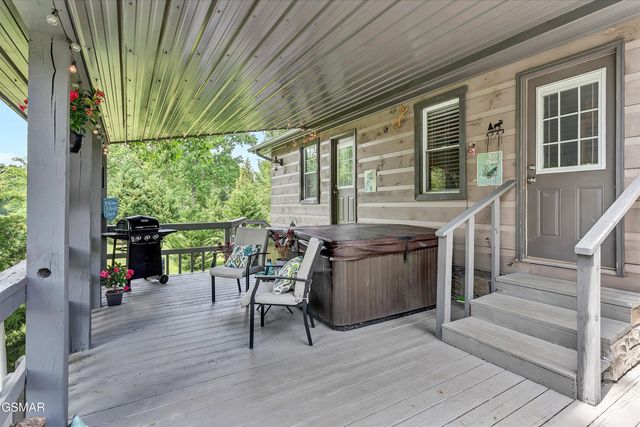 2259 Hartford Road, Cosby, TN 37722