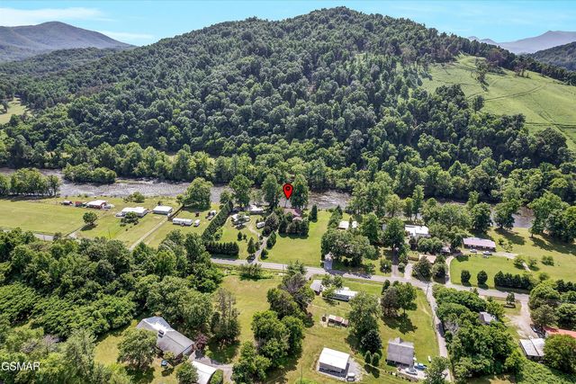 2259 Hartford Road, Cosby, TN 37722