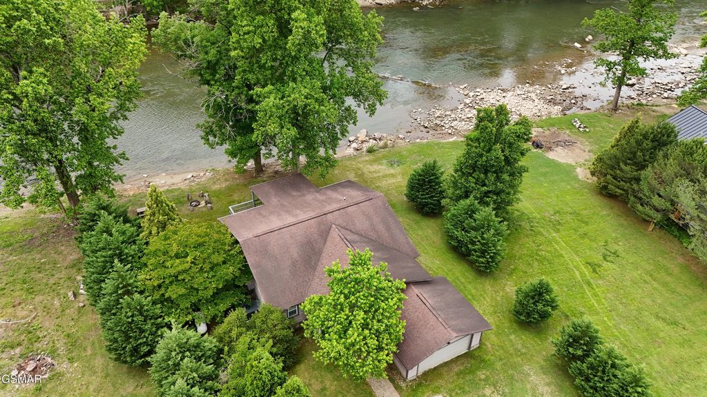 2259 Hartford Road, Cosby, TN 37722