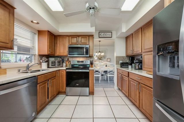 619 S DELMONTE COURT, Kissimmee, FL 34758