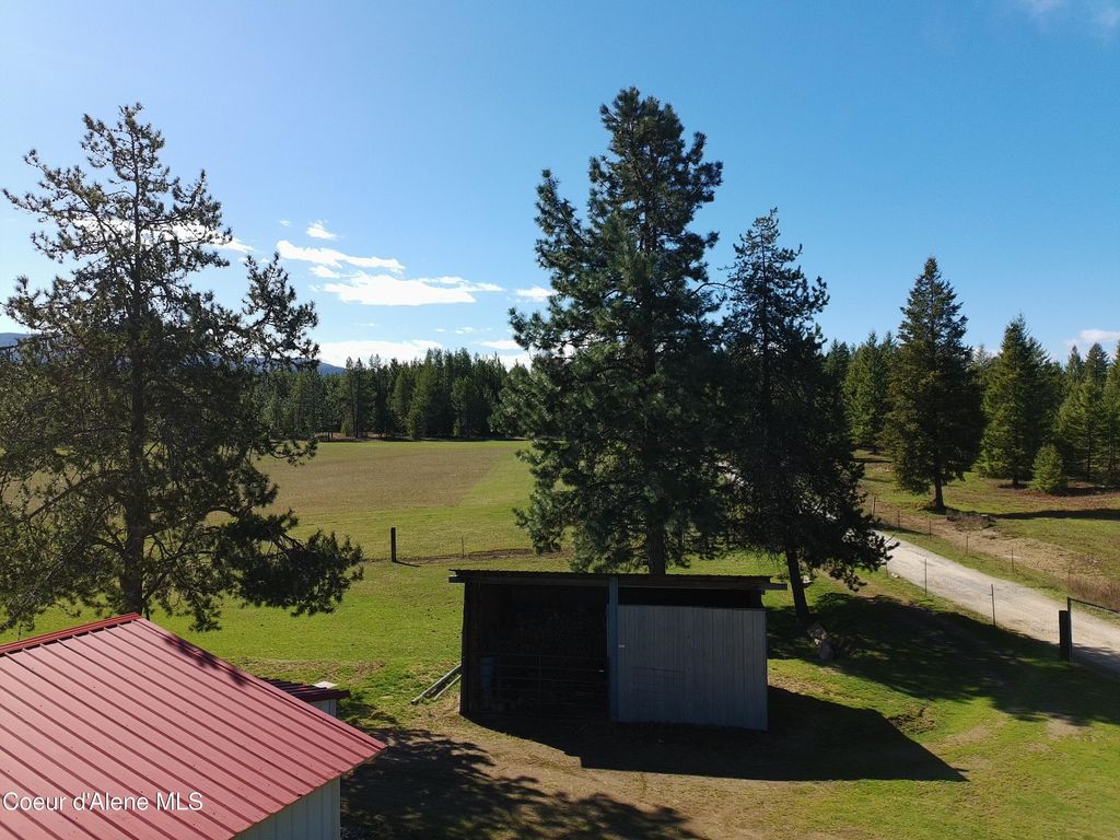 509 Doris LN, Oldtown, ID 83822 photo 5