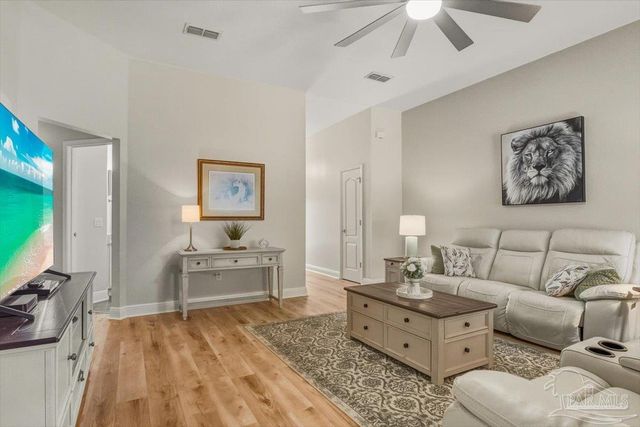 2571 Stormy Cir, Navarre, FL 32566