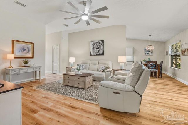 2571 Stormy Cir, Navarre, FL 32566