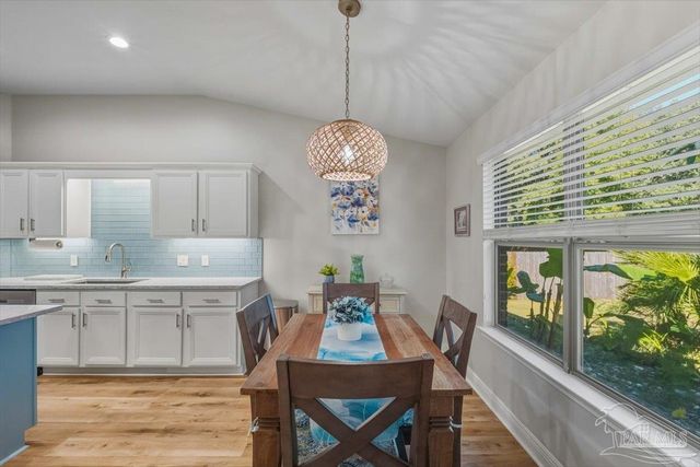 2571 Stormy Cir, Navarre, FL 32566