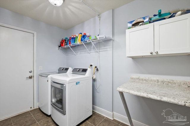 2571 Stormy Cir, Navarre, FL 32566