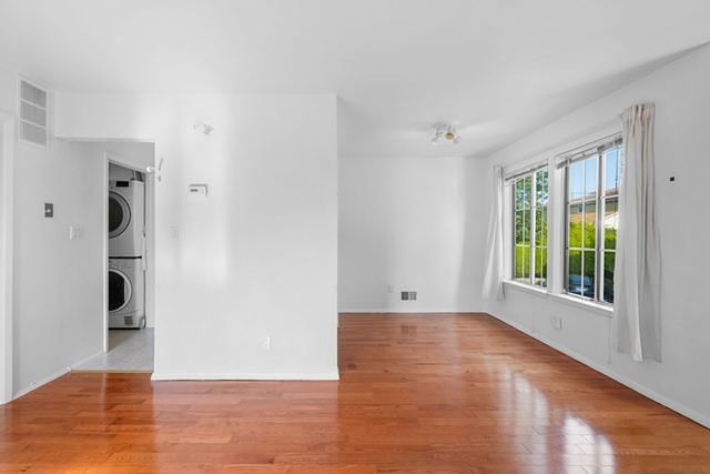 16 Roosevelt Court, New York City, NY 10314