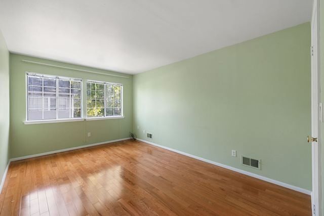 16 Roosevelt Court, New York City, NY 10314