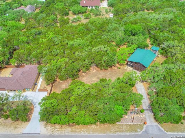 1211 Heritage Hill, Canyon Lake, TX 78133