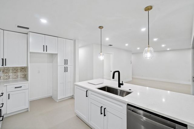 5944 Forest Grove Drive 3, Boynton Beach, FL 33437