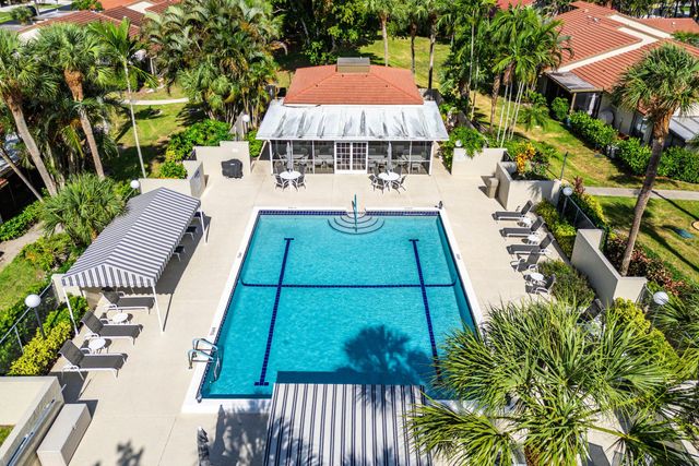 5944 Forest Grove Drive 3, Boynton Beach, FL 33437