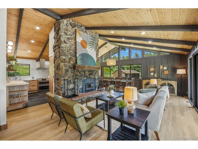 22133 Crestmoor Rd, Golden, CO 80401