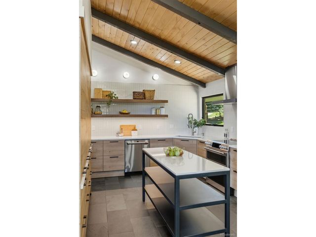 22133 Crestmoor Rd, Golden, CO 80401