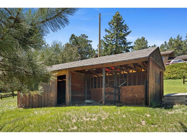 22133 Crestmoor Rd, Golden, CO 80401