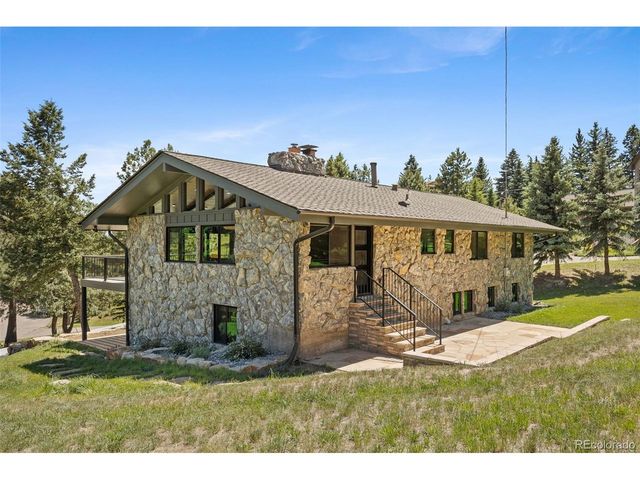 22133 Crestmoor Rd, Golden, CO 80401