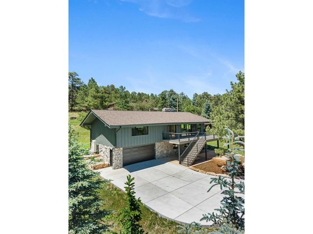 22133 Crestmoor Rd, Golden, CO 80401