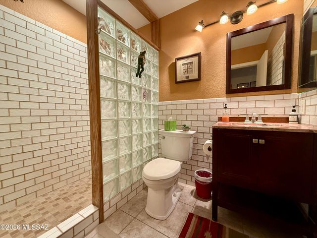 3185 W Calle De La Bajada, Tucson, AZ 85746