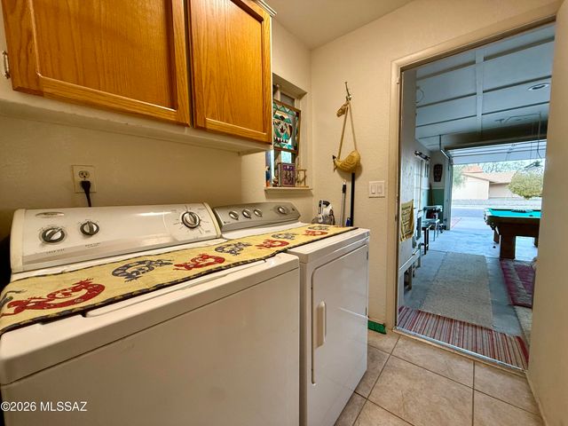 3185 W Calle De La Bajada, Tucson, AZ 85746