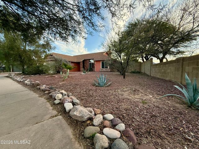 3185 W Calle De La Bajada, Tucson, AZ 85746