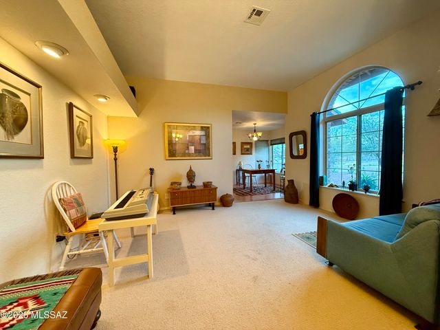 3185 W Calle De La Bajada, Tucson, AZ 85746