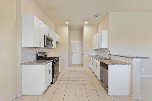 1904 Bethlehem Street, Irving, TX 75061
