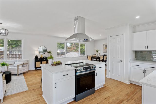 5504 NORMANDY RD, Memphis, TN 38120