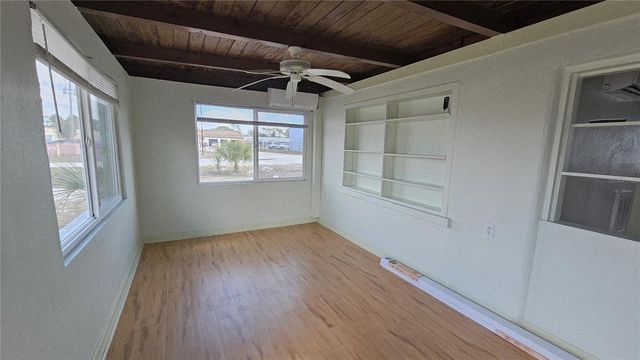 45 W LANGSNER STREET A, Englewood, FL 34223