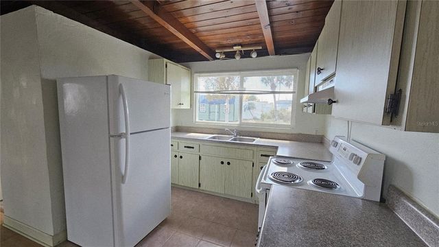 45 W LANGSNER STREET A, Englewood, FL 34223