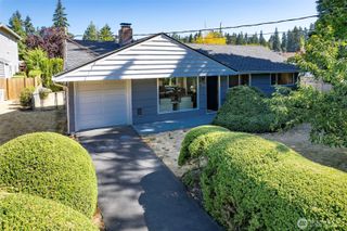1924 NE 130th Place, Seattle, WA 98125